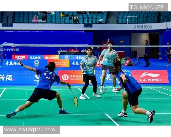 聚焦羽毛球成都羽毛球队分享比赛经验与成长故事 聚焦羽毛球成都羽毛球队分享比赛经验与成长故事