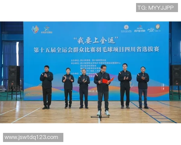 羽毛球纪实：见证成都羽毛球队从默默无闻到辉煌成就的成长历程